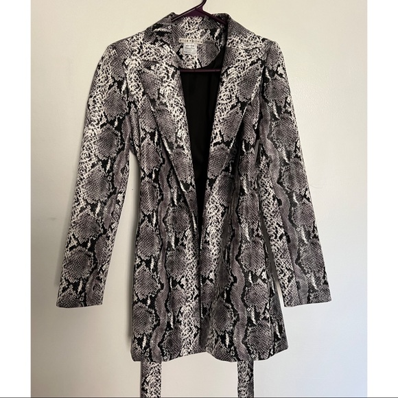 Alice + Olivia Snakeskin print leather jacket coat - Picture 3 of 6